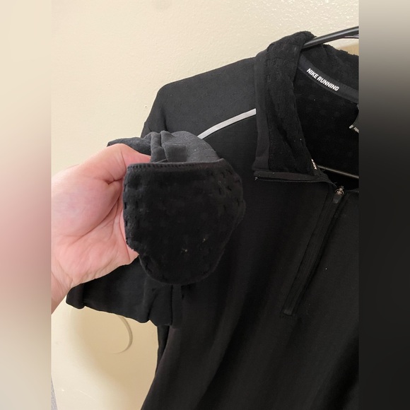 ✨Women’s Nike Quarter Zip Pullover Size M - Picture 6 of 10